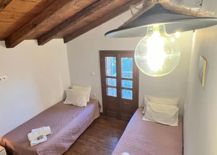 Twin Vista Getaway 아파트